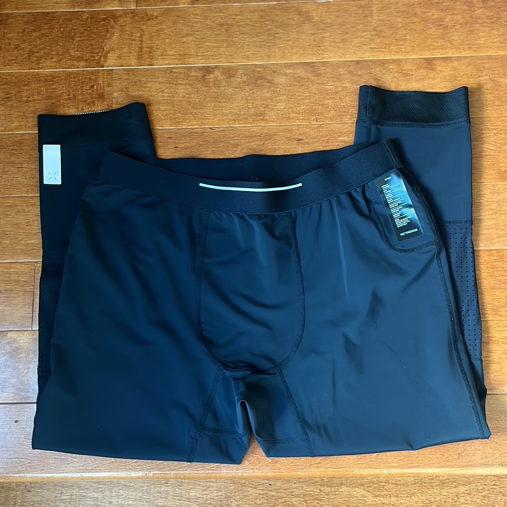 NWOT Ten Thousand 3/4 Length Tight Size Medium & Large